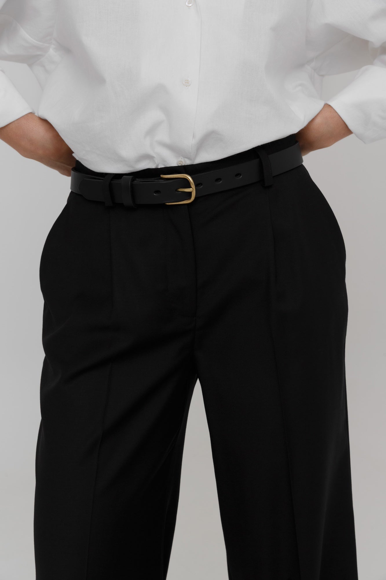 Classic Leather Belt in Brass | SAINT