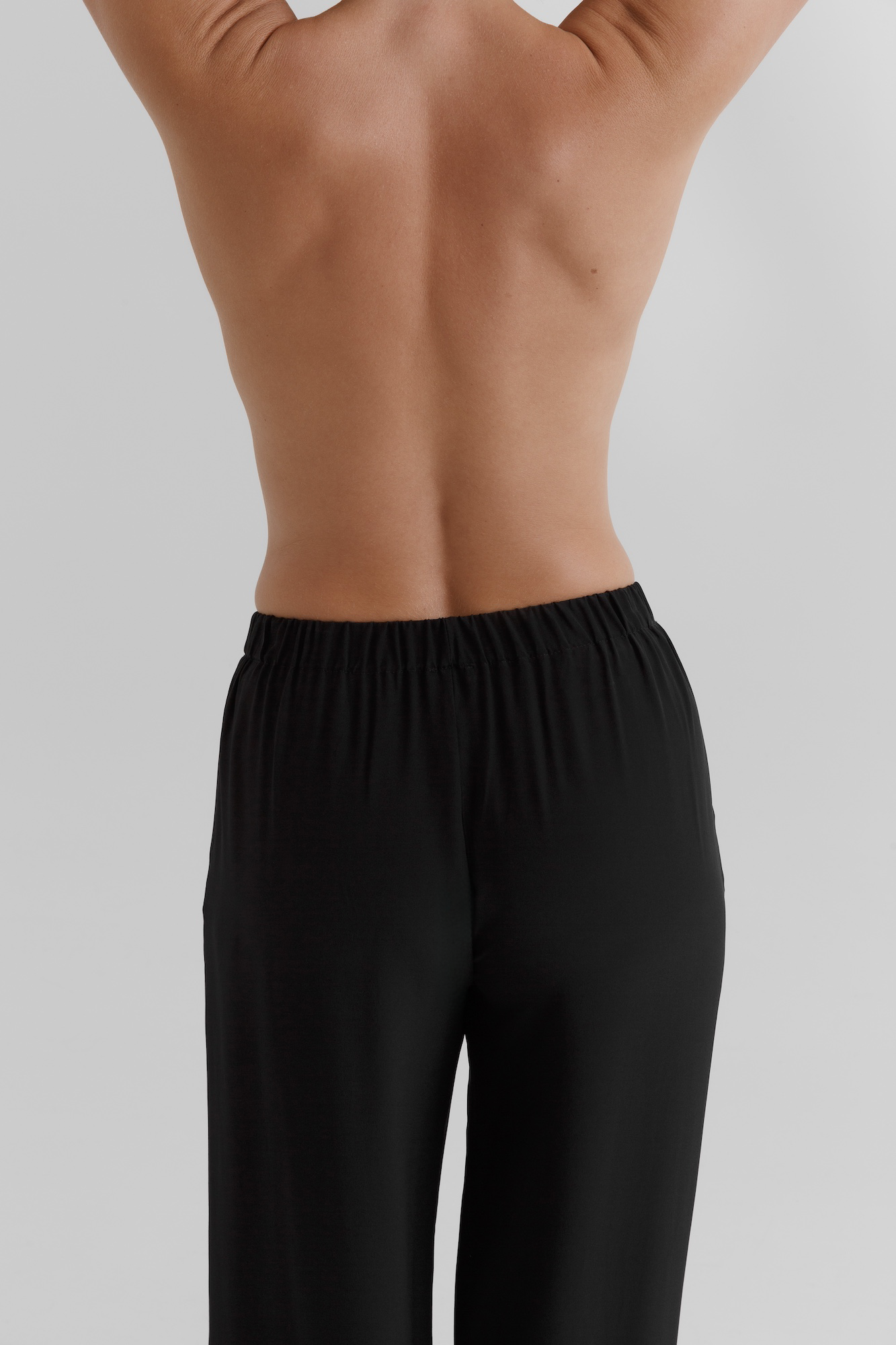 Silk Elastic Waist Pant | SAINT